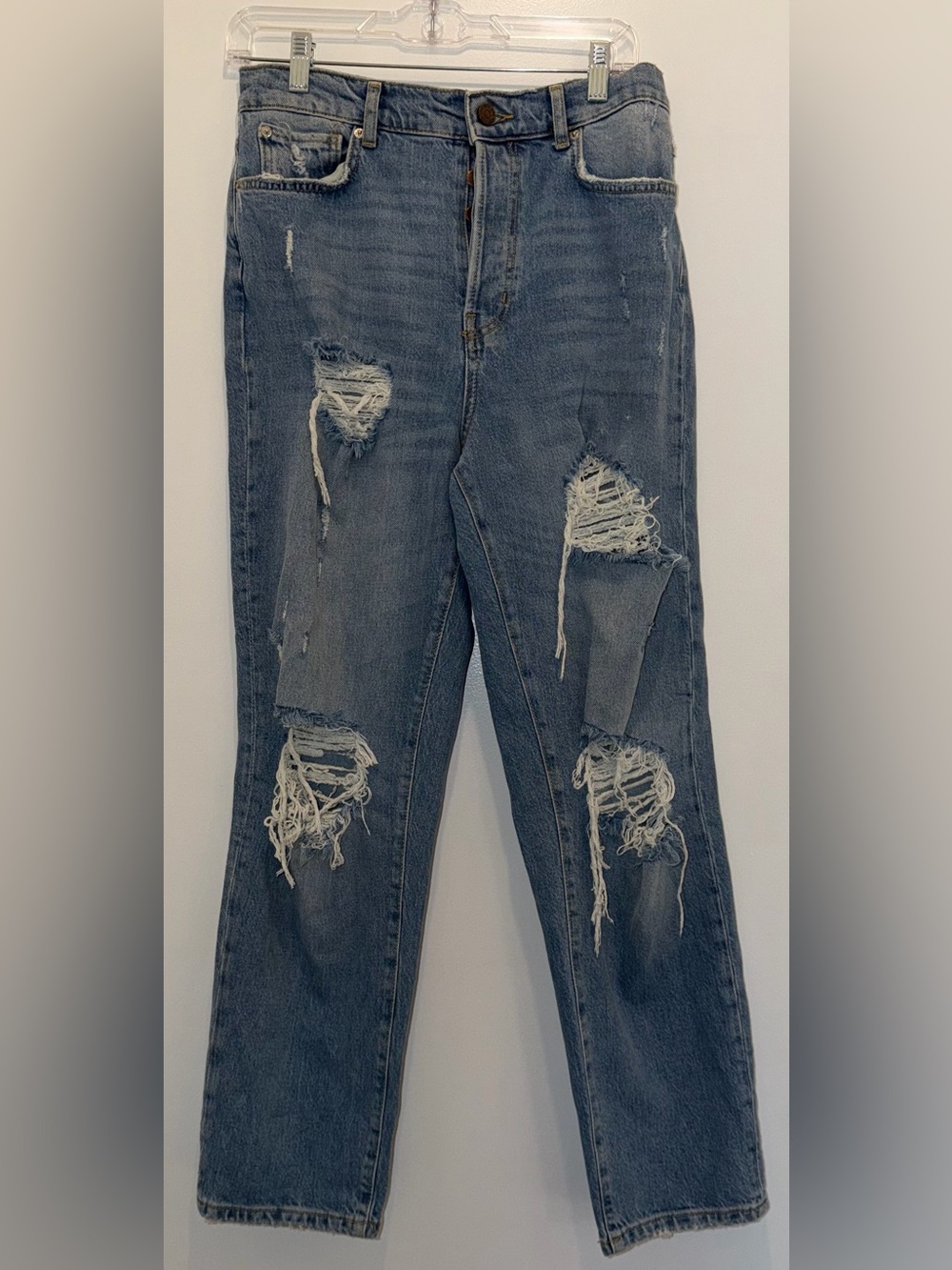 BDG Jeans Women's 29 Medium Wash Heavily Distressed Slim Straight High Rise
